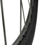 Velg Ryde Westwood V38 met zilveren spaken en spaaknippels